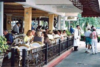 The Columbia Restaurant Offers Delicious Food With Great Atmosphere The Columbia Restaurant Patio On St Armands Circle