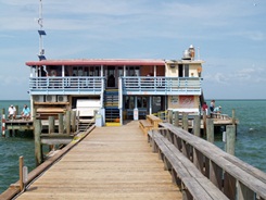 rod and reel pier restaurant Anna maria island Florida