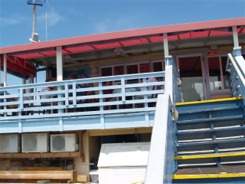 out front at the rod-and-real-pier-restaurant-in anna-maria-island