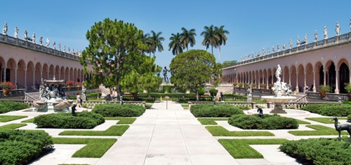 The beautiful courtyard inside the grounds of the Ringling Museum of Art in Sarasota, Florida