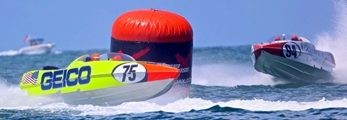 Powerboat offshore racing off Sarasota, Florida