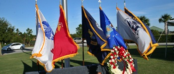 Sarasota vets Day Service Flags